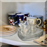 Z11. Christmas dishes. 